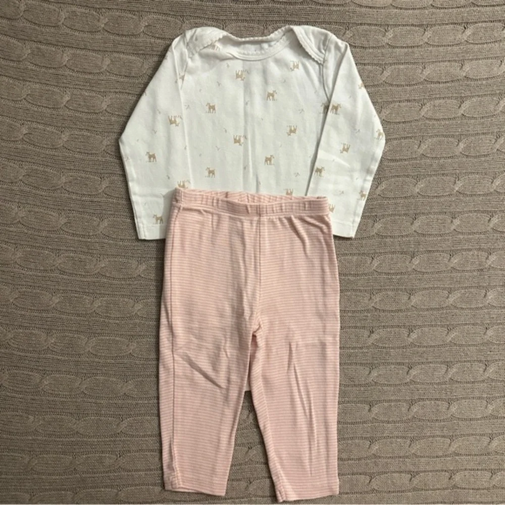 EUC Carter’s Unisex Baby Outfit Set, Deer Pinstripe, 12 Months
